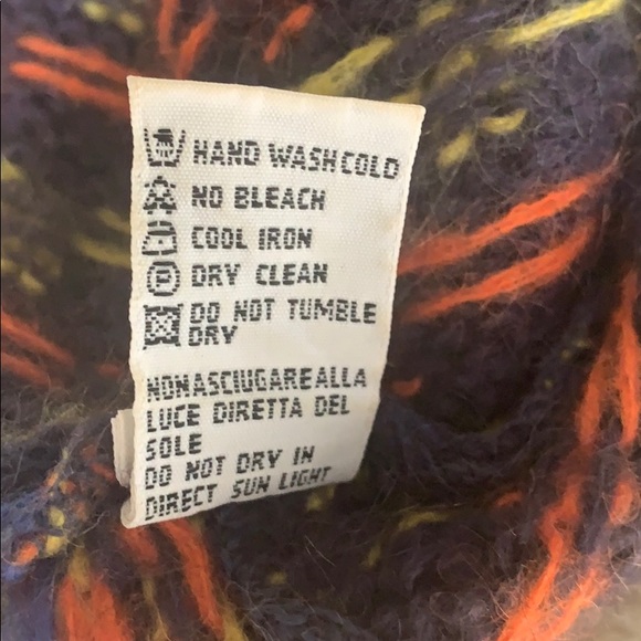 United Colors of Benetton •sweater - Picture 11 of 11